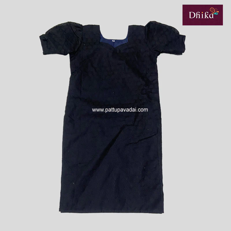 Hakoba Black Kurti – Elegant Embroidered Cotton Kurti for Women - Image 2