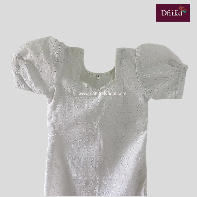 Hakoba White Kurti – Elegant Embroidered Cotton Kurti for Women - Image 3